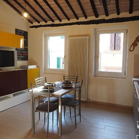 Contrada House By Francigenaapartments เซียนา ภายนอก รูปภาพ
