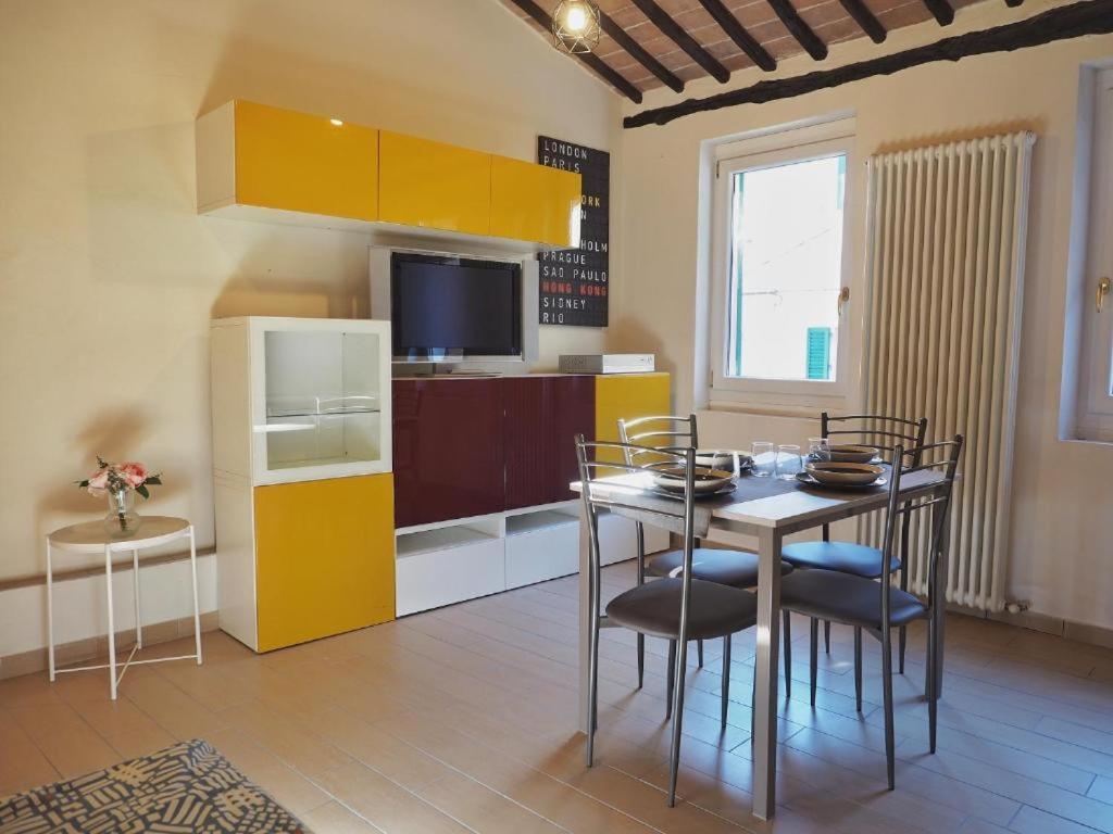 Contrada House By Francigenaapartments เซียนา ภายนอก รูปภาพ