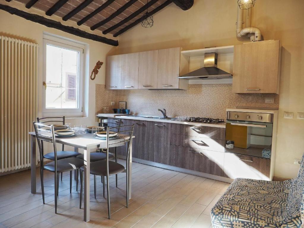 Contrada House By Francigenaapartments เซียนา ภายนอก รูปภาพ